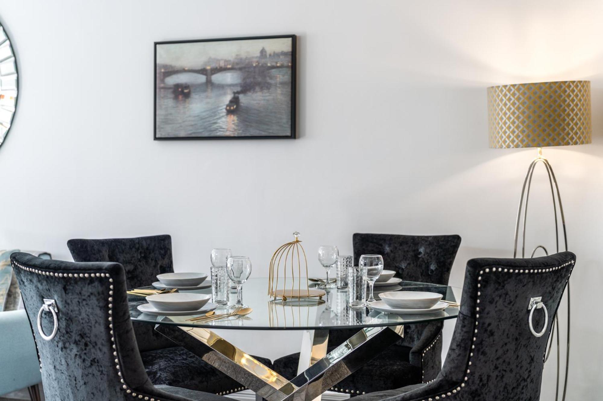 Deluxe With Terrace Over Harrods Apartment London