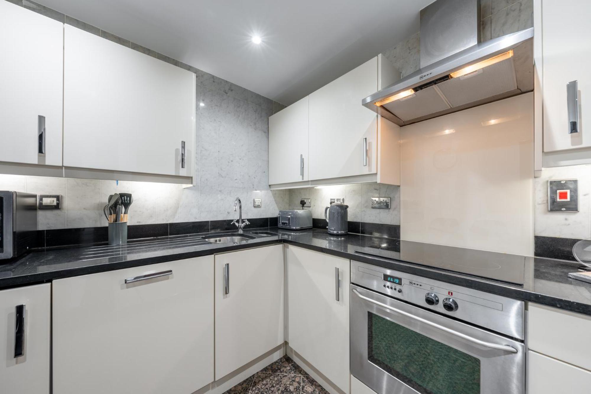 Deluxe With Terrace Over Harrods * London