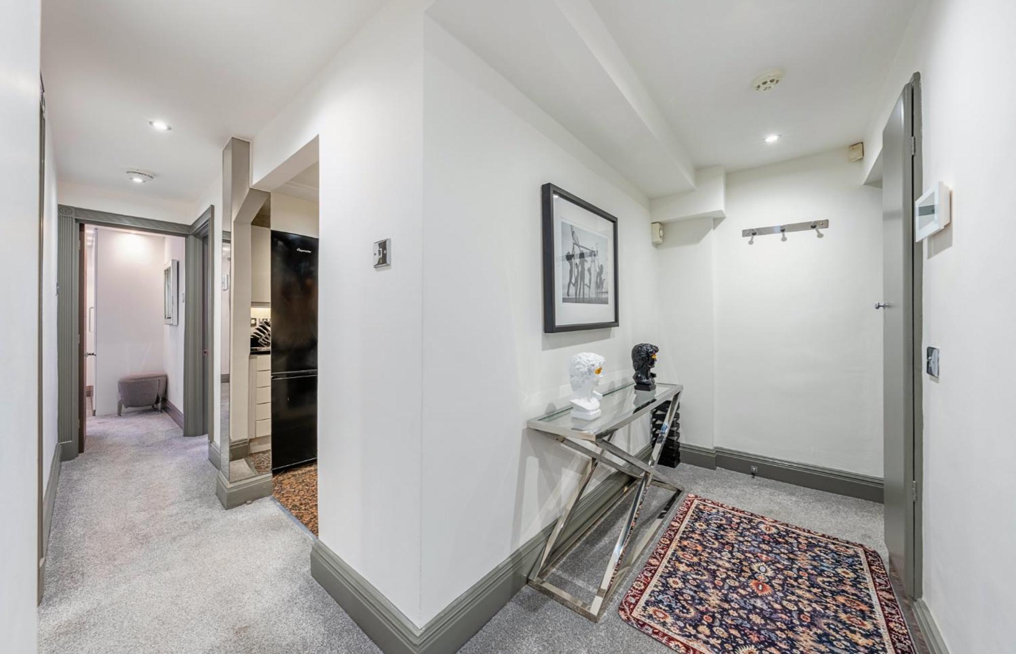Deluxe With Terrace Over Harrods * London